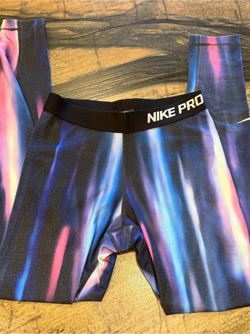 Nike Pro Dri-FIT Aurora Print Leggings Women’s Small Athletic Tights